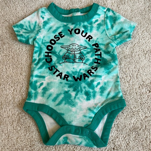 9-12M Grogu Baby Yoda Choose Your Path Star Wars Onesie Bodysuit Disney Store - Picture 1 of 4